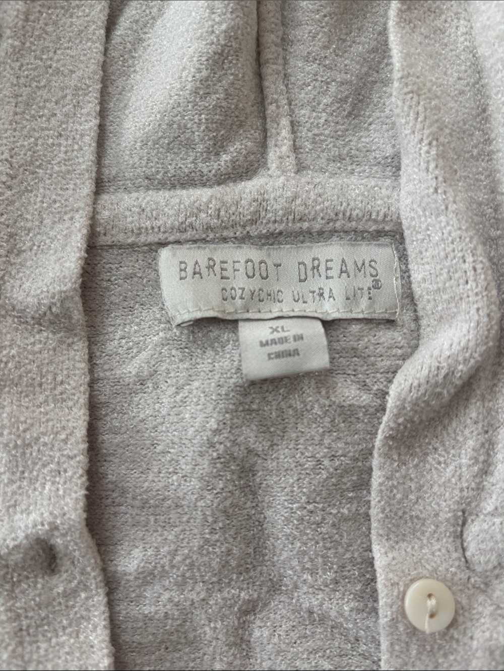 Barefoot dreams hoodie - Picture 3 of 3